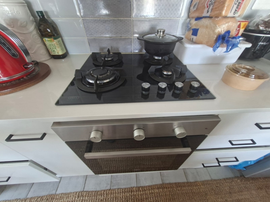 2 Bedroom Property for Sale in Tergniet Western Cape